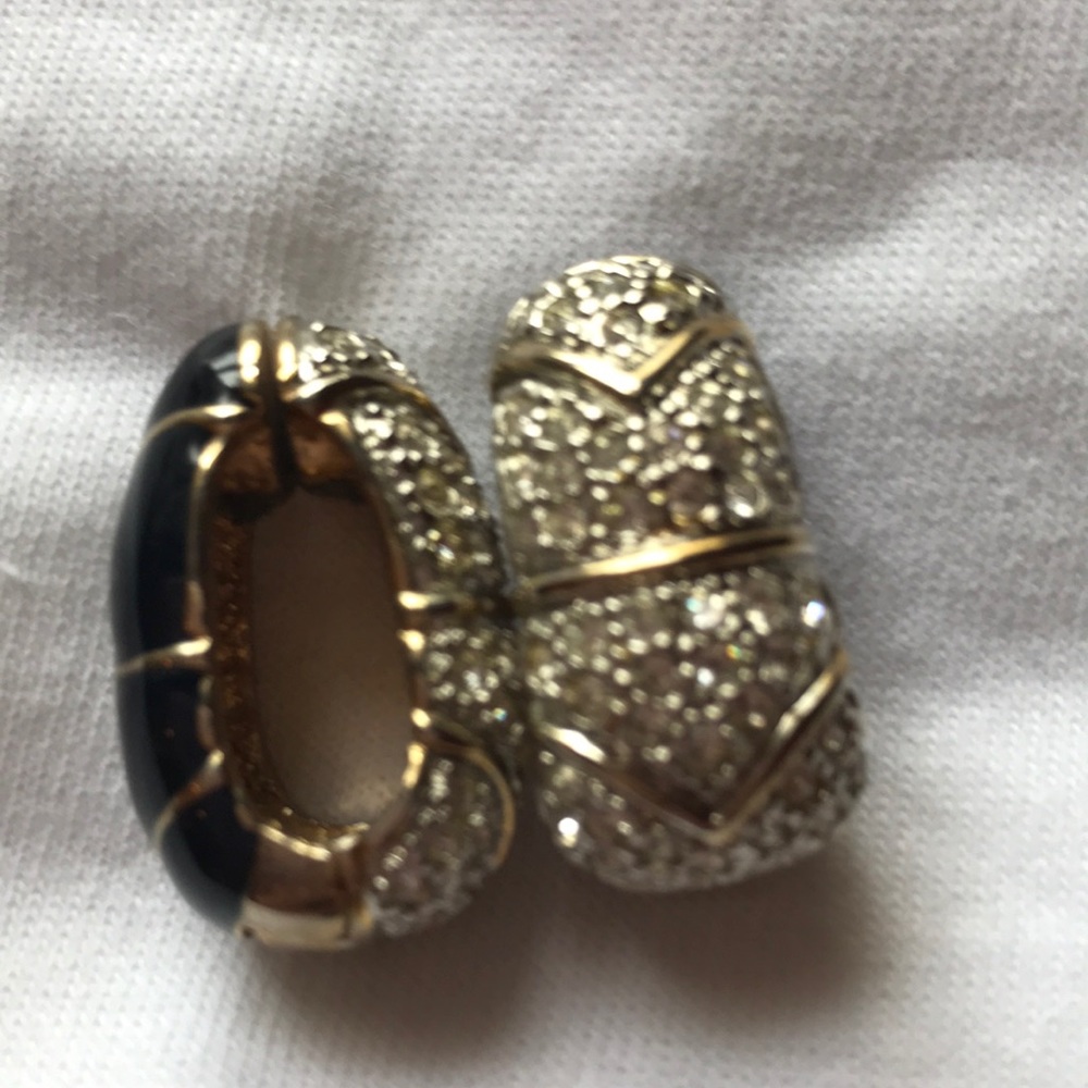 Magnetic earrings not pierced